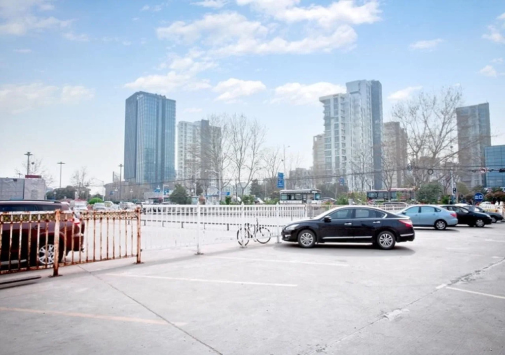 GreenTree Alliance NanJing HongYang Square QiaoBei Passenger Station Hotel