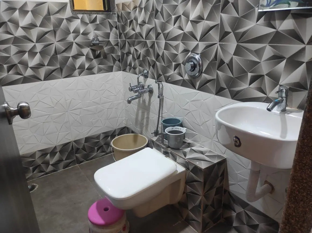 Hotel Deepak Executive, Ganpatipule