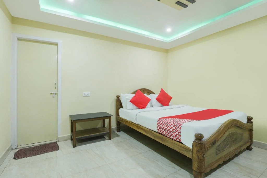 OYO 82523 Hotel Fort