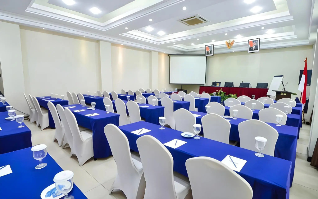 Daima Hotel Padang