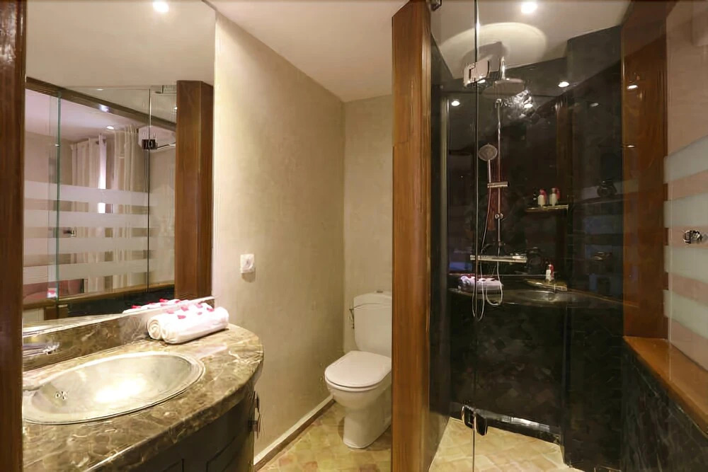 Riad Bulle DOr  Spa