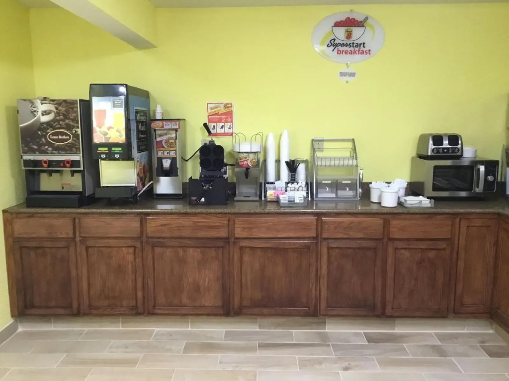 Circle S Motel