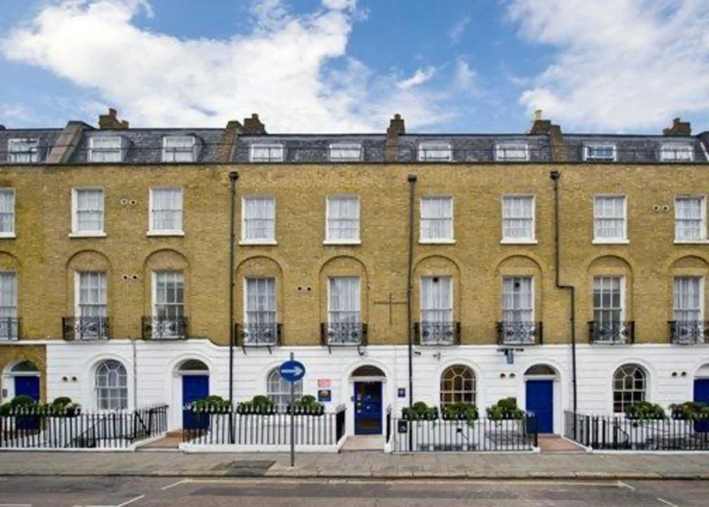 Kings Cross Inn Hotel