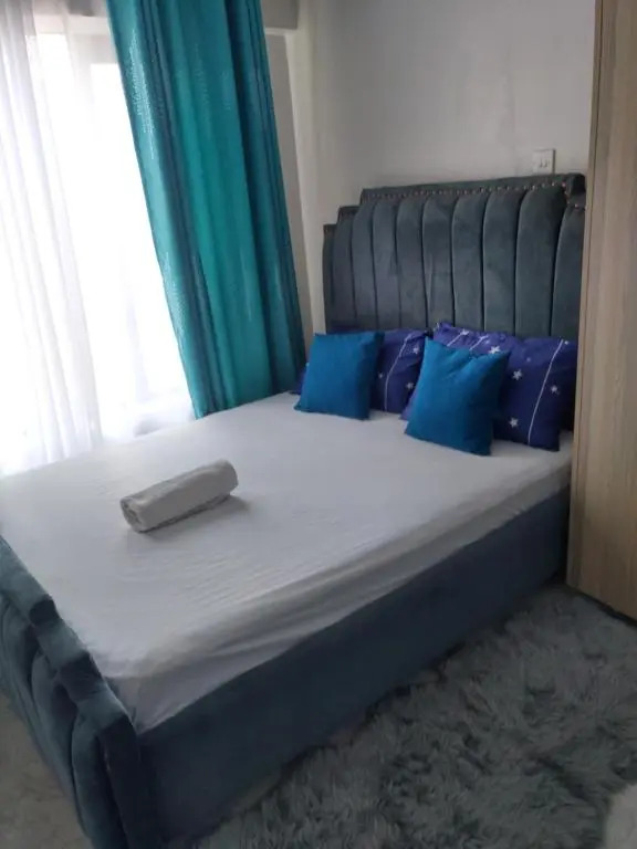 DG's Suites