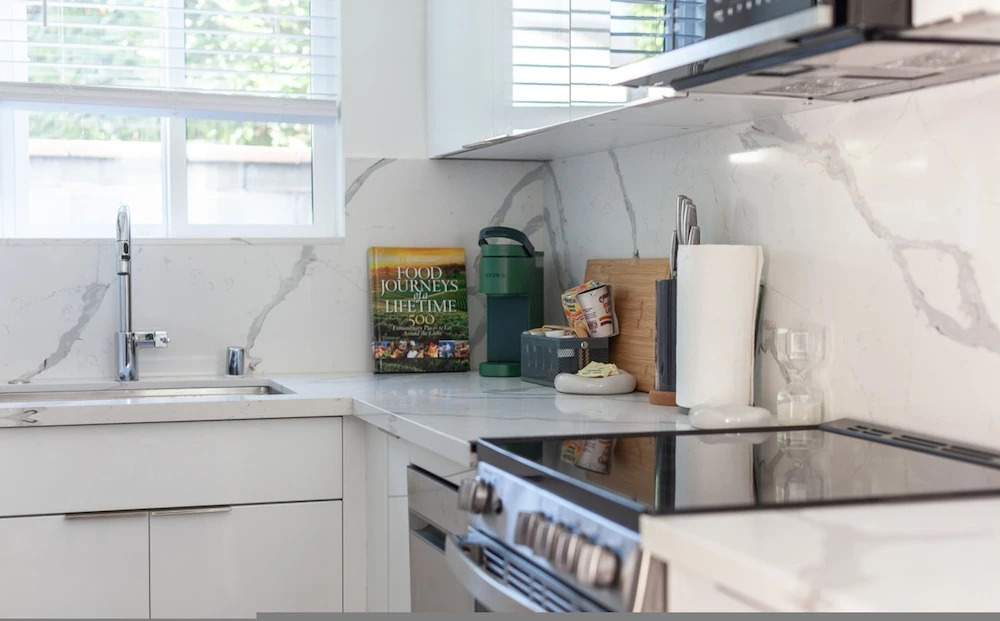 Scandinavian-style 1BR Apartment Built 2024 p80