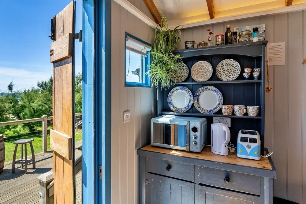Lodge in Cornwall With Widemouth Bay Views