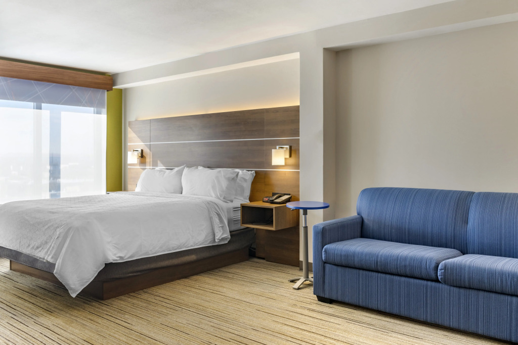 Holiday Inn Express Hotel & Suites Albuquerque Midtown by IHG