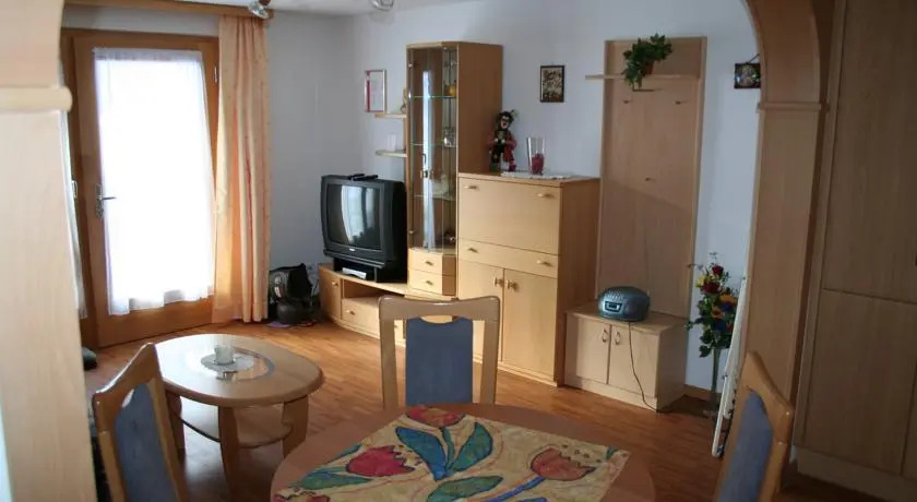 Haus Residence