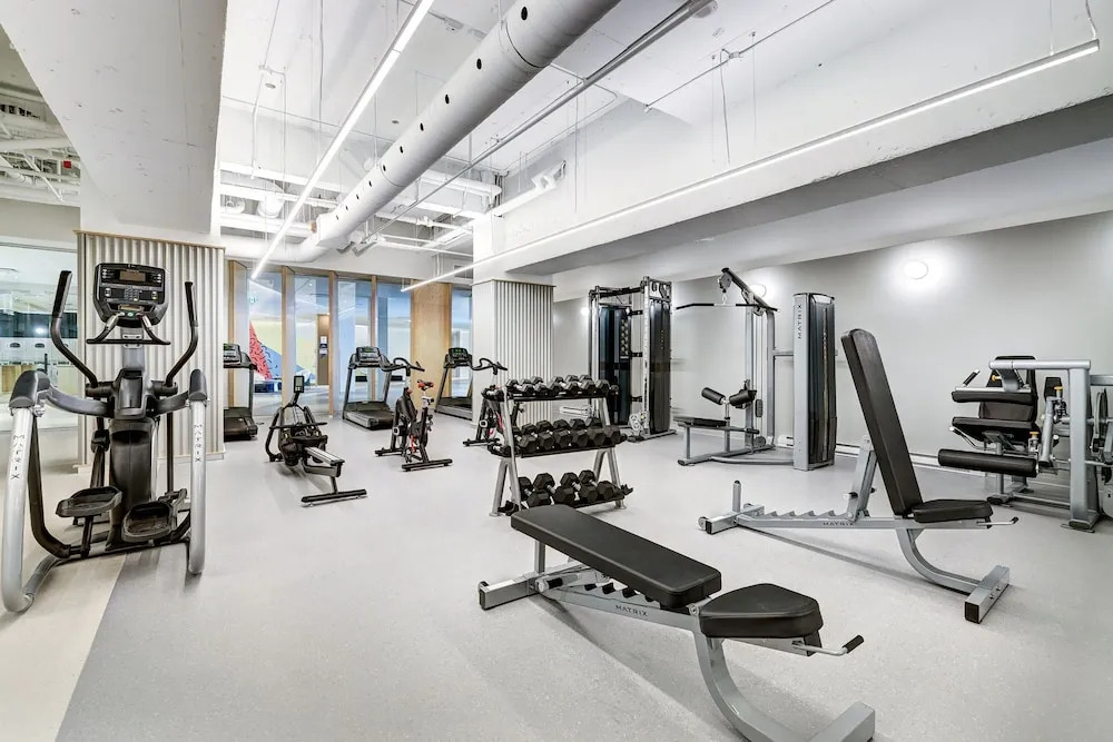 Elegant Studios and Apartments Montreal