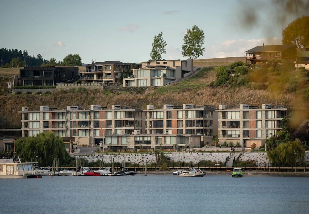 Marina Terrace Apartments, Wanaka