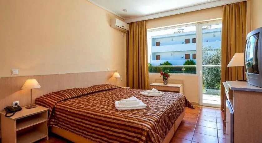 Nautica Bay Hotel