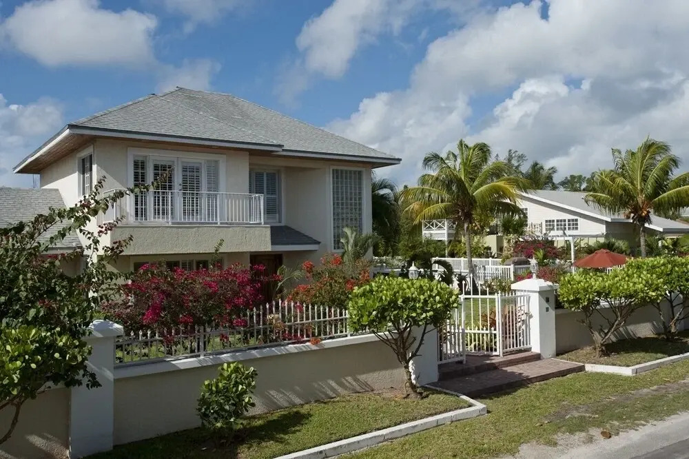 Long Island Breeze Compound 6 Bedroom Home