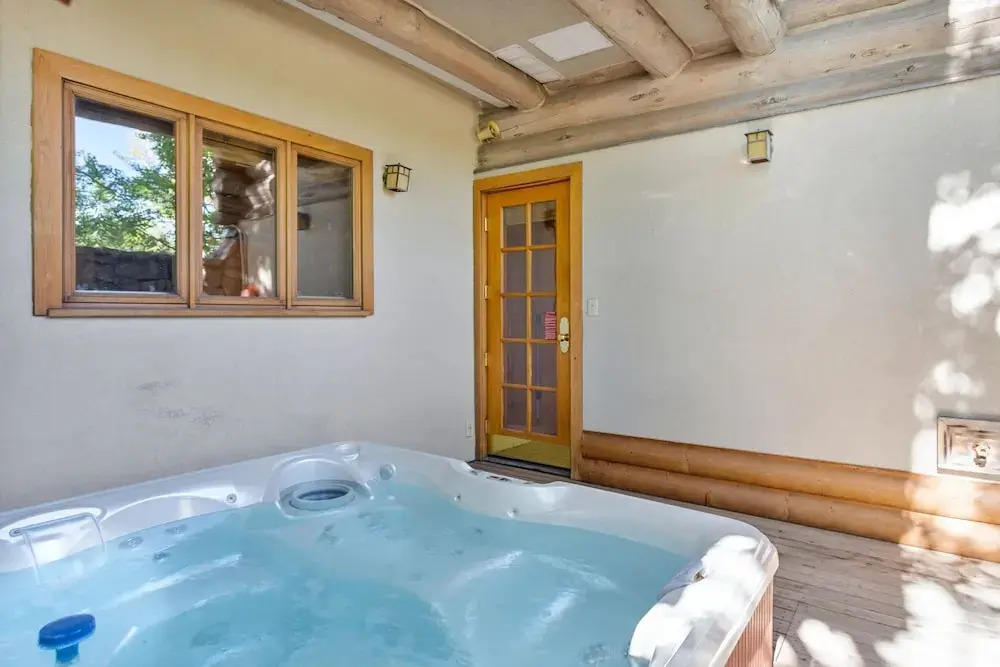 Pine Inn at Trail's End Lodge - Three Bedroom Residence with Spa #1 3 Condo