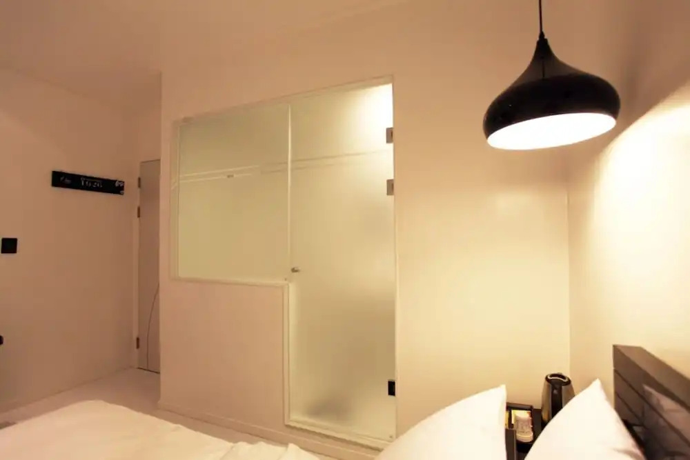 Cheonho Hotel ON