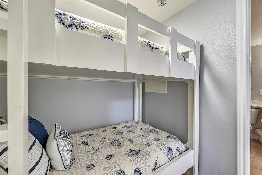 Shores of Panama 1011 - 1 Bedroom+Bunks . Free Fun! 1 Condo by RedAwning