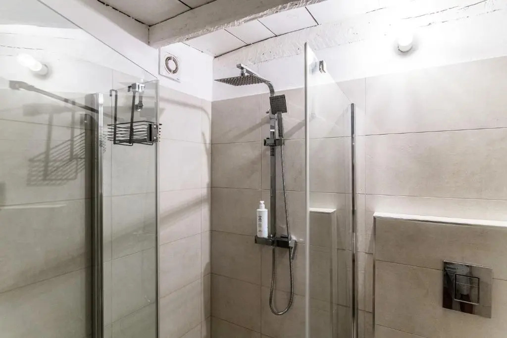 Suite Fontana - by MyHomeInComo