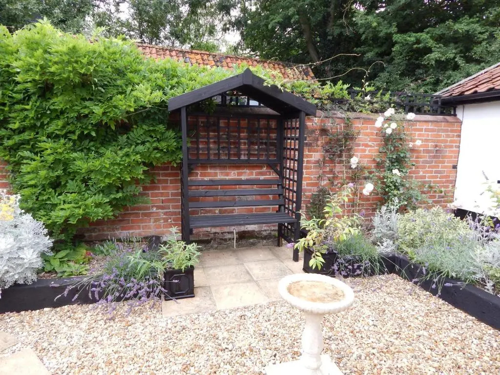 Frogs Hall B&B