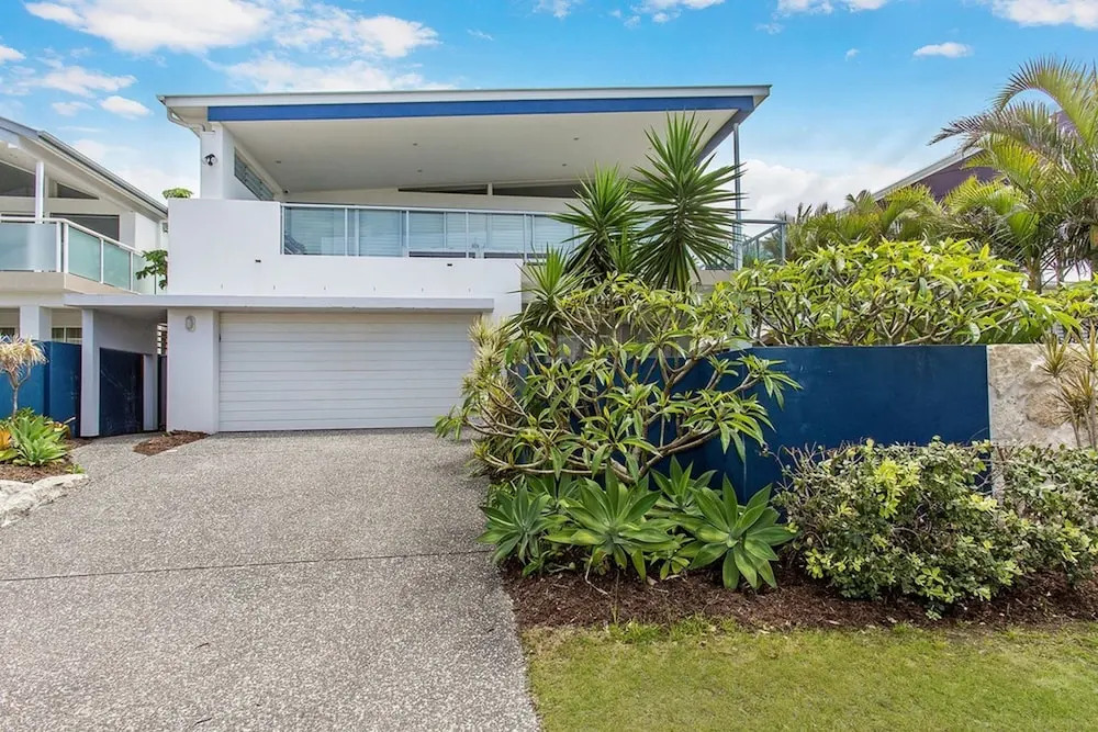 Salt Beach Luxury Apartments by Kingscliff Accommodation
