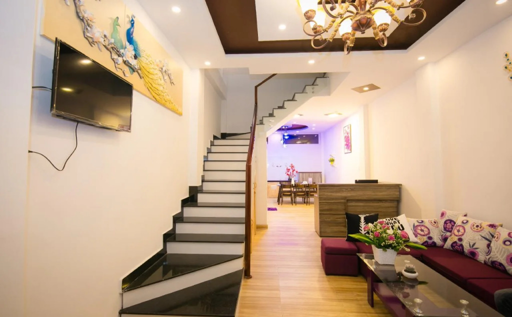 Trang Bong Hotel