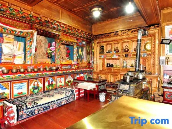 Jiuzhaigou gamaja B & B