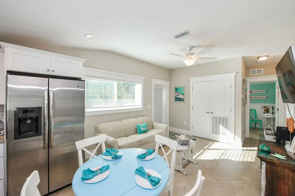 Coconut Cottage #2