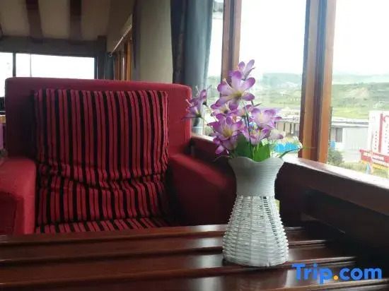 Songpan Ziyun Mountain Residence Inn (Songpan Chuanzhusi Bus Center Store)