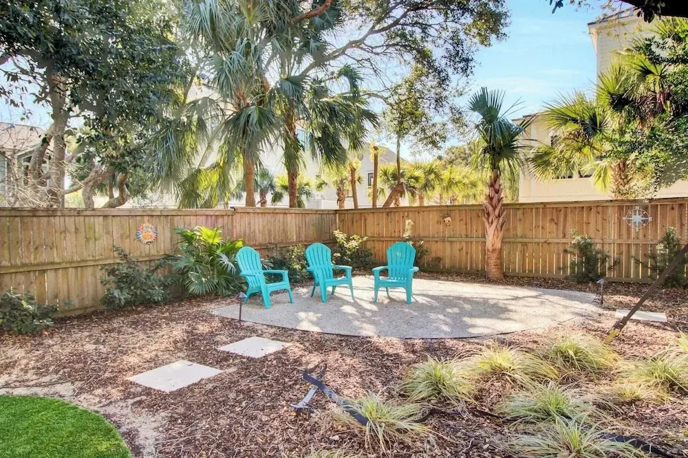 Walk to the Beach + Private Pool, Rooftop Terrace, Balcony 3602 Cameron