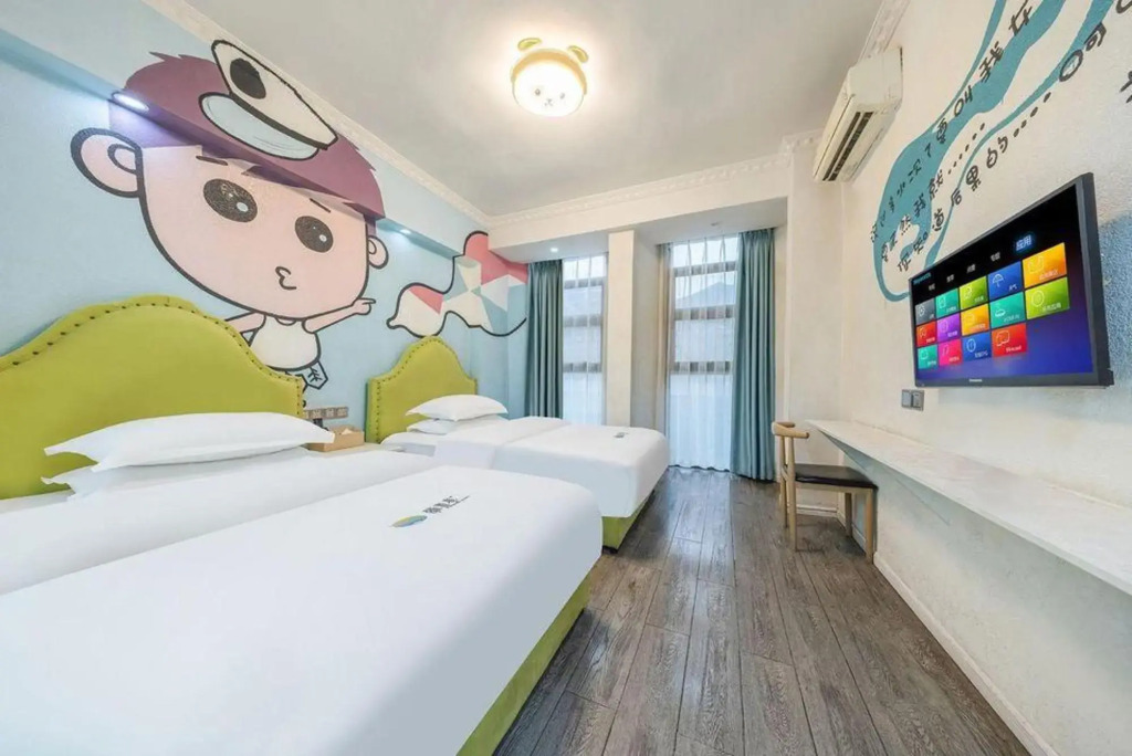 Mengyoung Hotel (Kunming Vientiane City Dongjiao Road Subway Station)