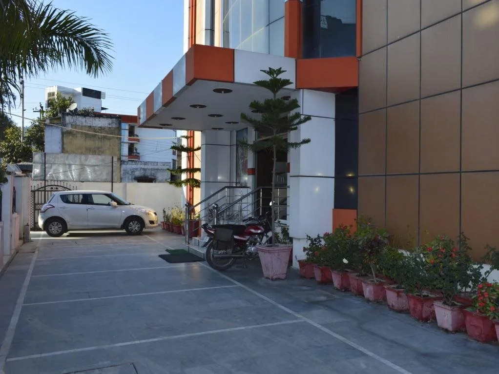 Hotel Sharma Palace