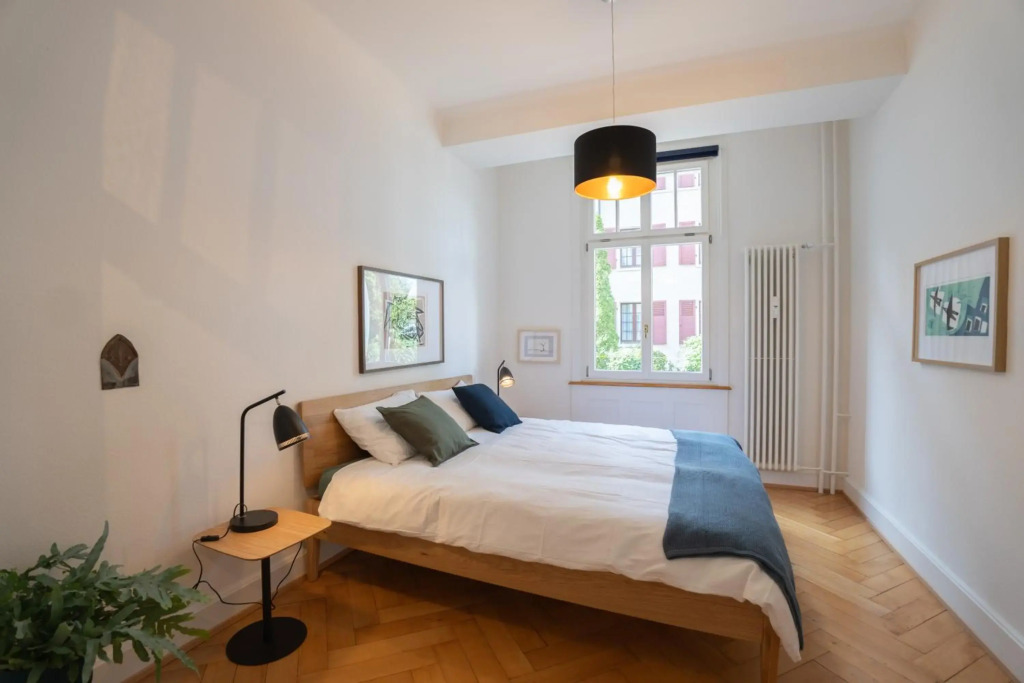 Charmante Altbauwohnung am Rhein