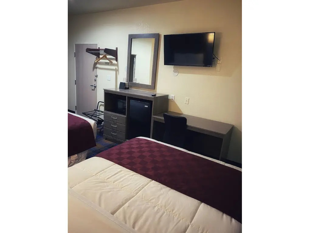 Arya Inn And Suites