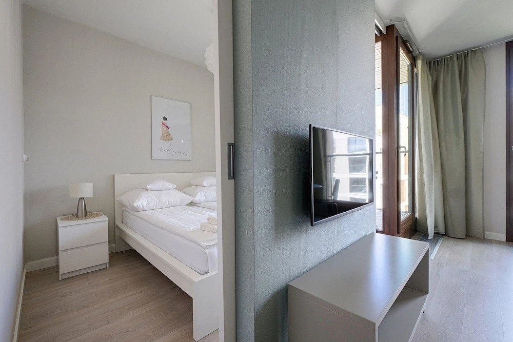 Warsaw Hub ApartHotel