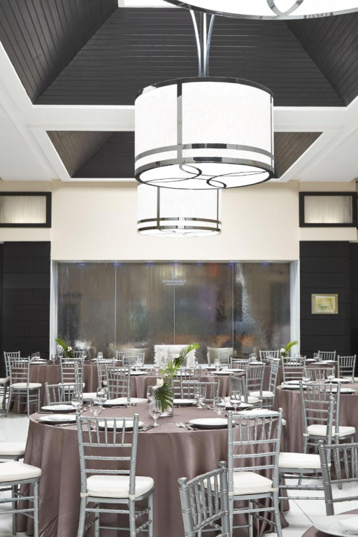 Renaissance Orlando Airport Hotel