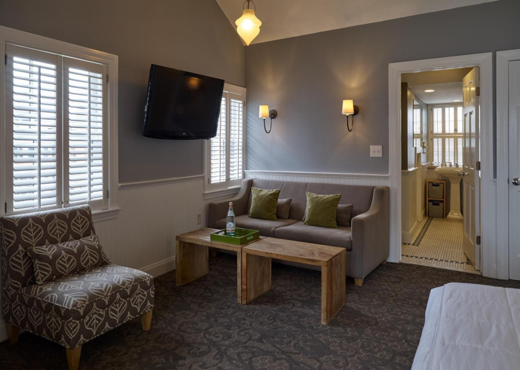 Beacon Hill Hotel