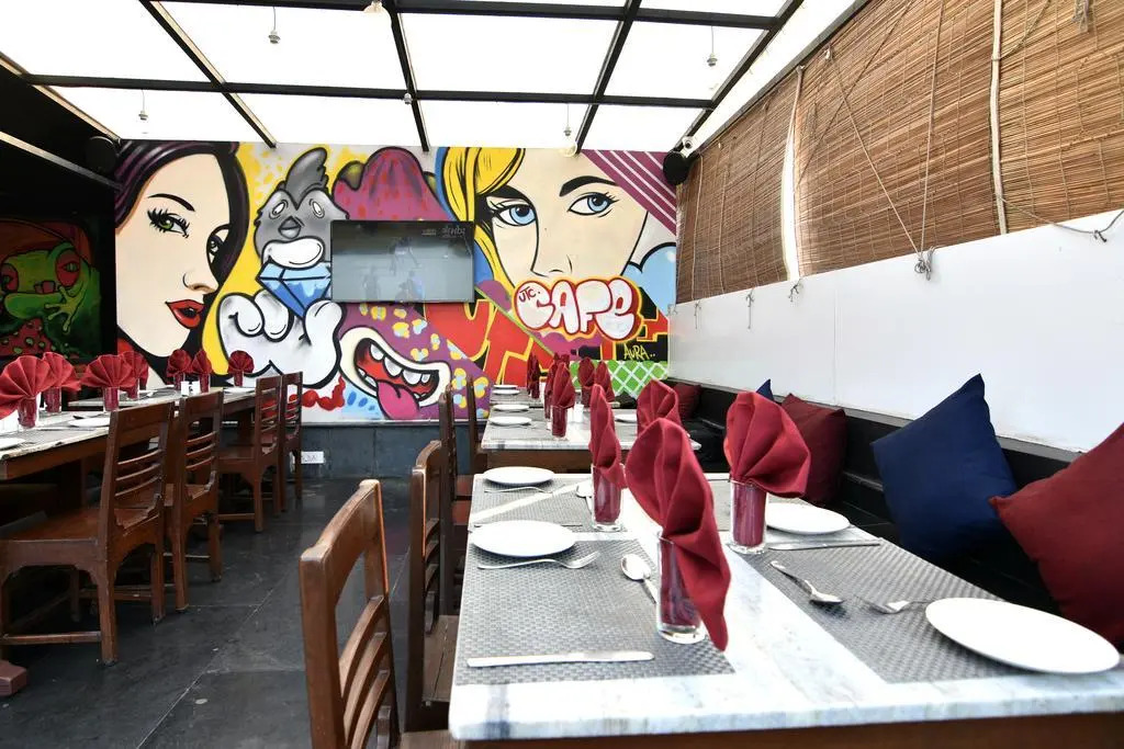 Aura hotel