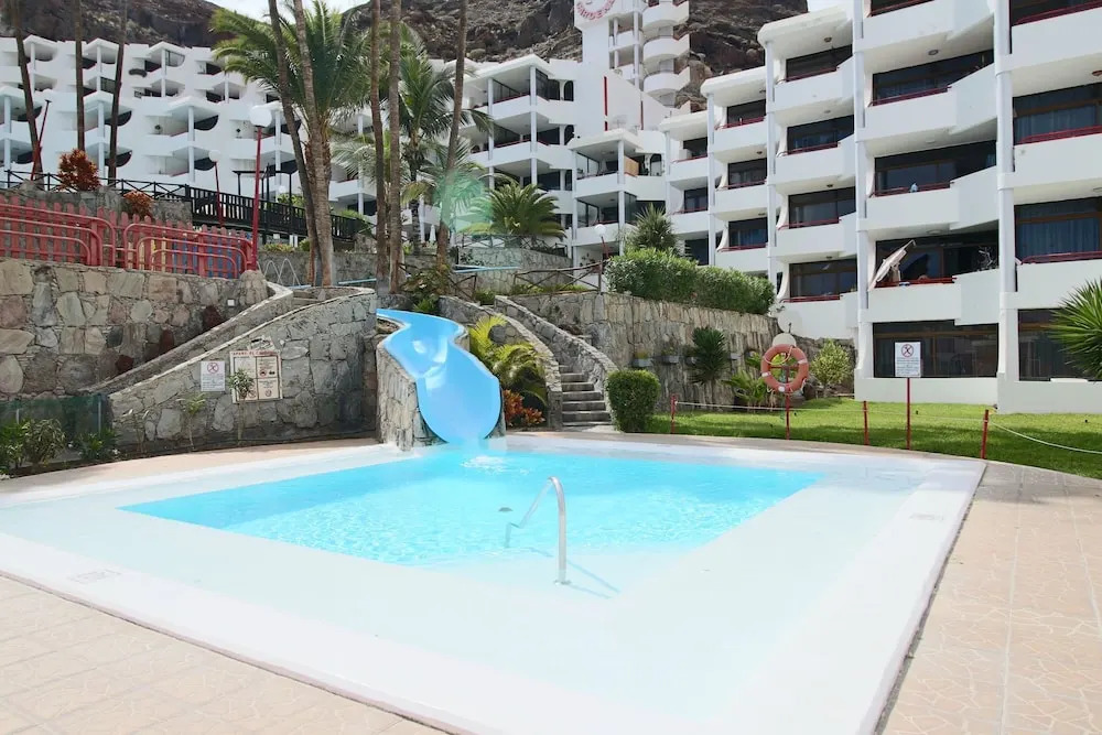 Lightbooking - Peach & Beach Playa del Cura