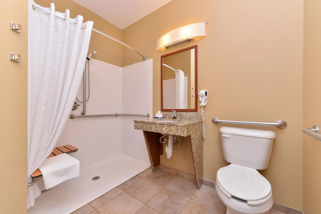 Candlewood Suites Williston by IHG