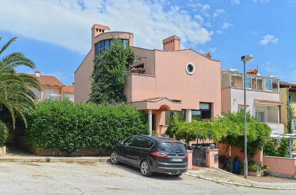 Apartments Marijan 105