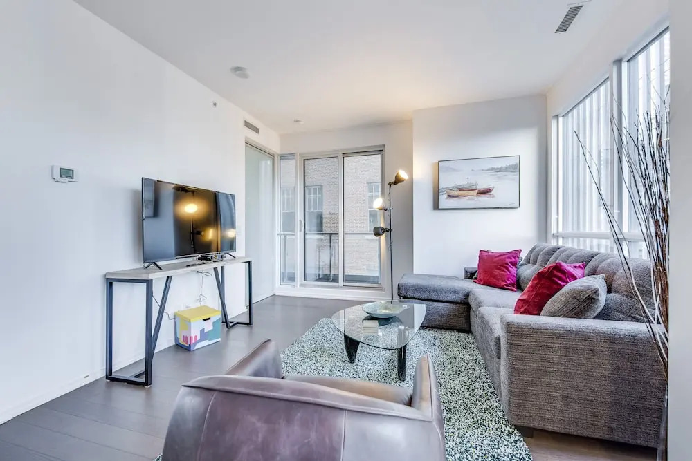 Beautifully Designed 2BR Suite Financial District