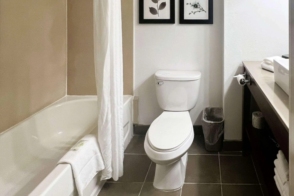 Country Inn & Suites by Radisson, Wytheville, VA