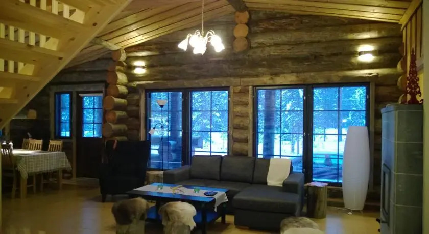 Revontuli Cottage
