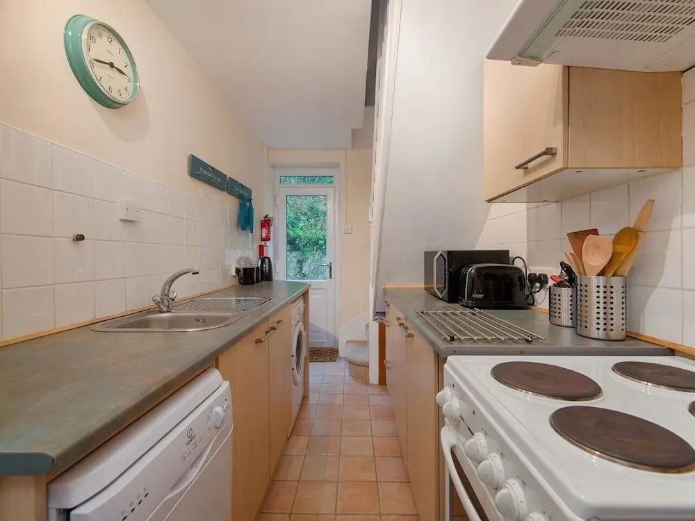 25a Church Street