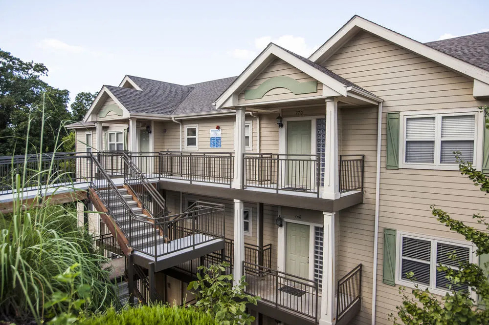 Stonebridge Village - Reeds Spring