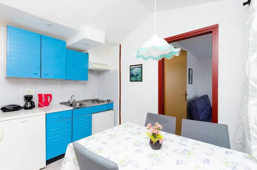 Apartments Mandica