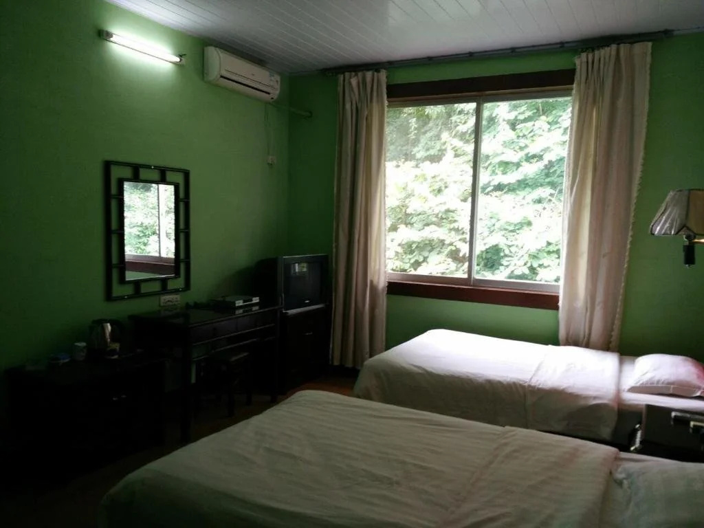Yangshuo Fengquan Holiday Hotel