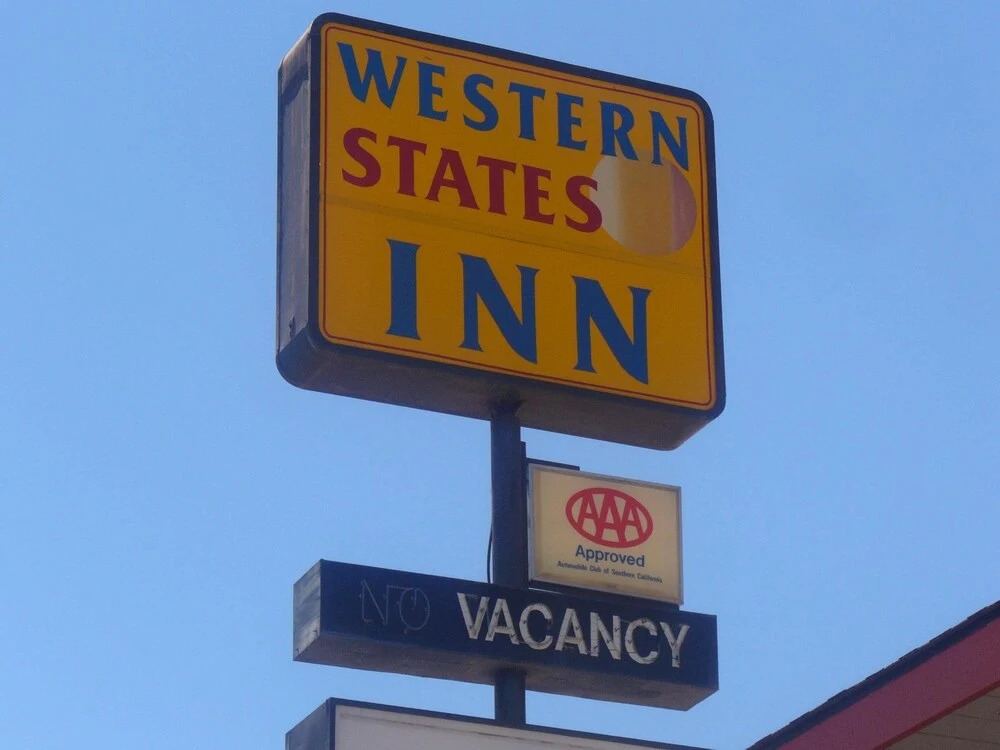 Western Statesinn