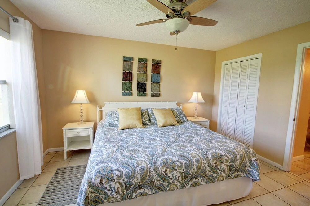 118 El Matador 2 Bedroom Condo by RedAwning