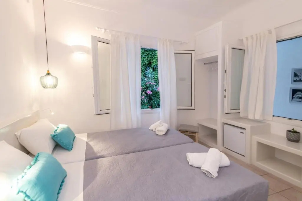 Aggelikoula Rooms