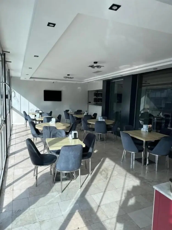 Grand Diamond Hotel
