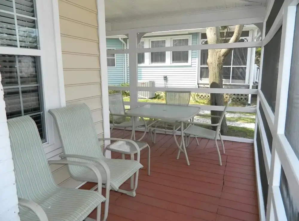 Delaware Avenue 16A
